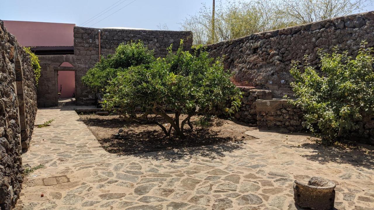 Campobello Horizon Pantelleria Bed & Breakfast エクステリア 写真